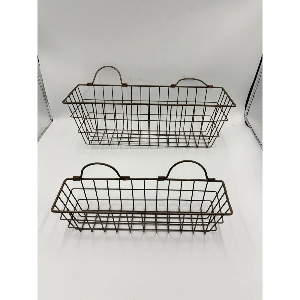 Farmhouse  Decor Wire Wall Basket Assorted Rust  2 Piece 15